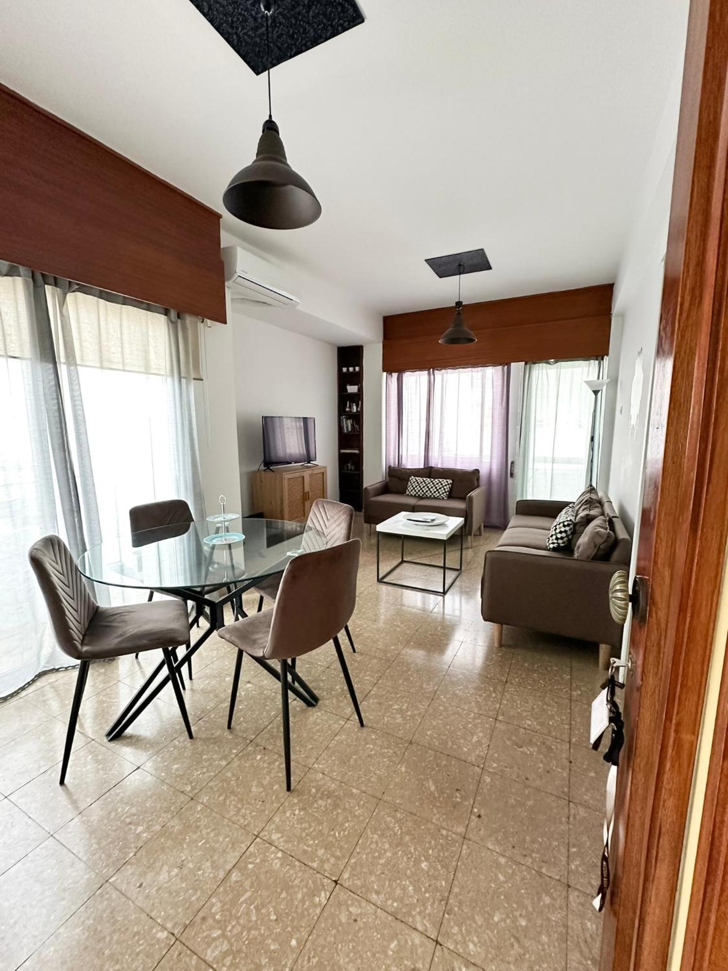Comfortable Engomi Apartment Nikosia Bagian luar foto